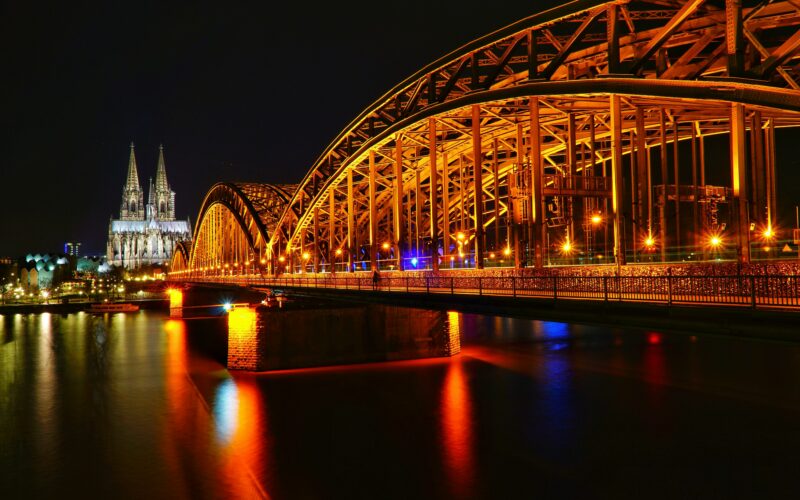 Brücke zum Kölner Dom